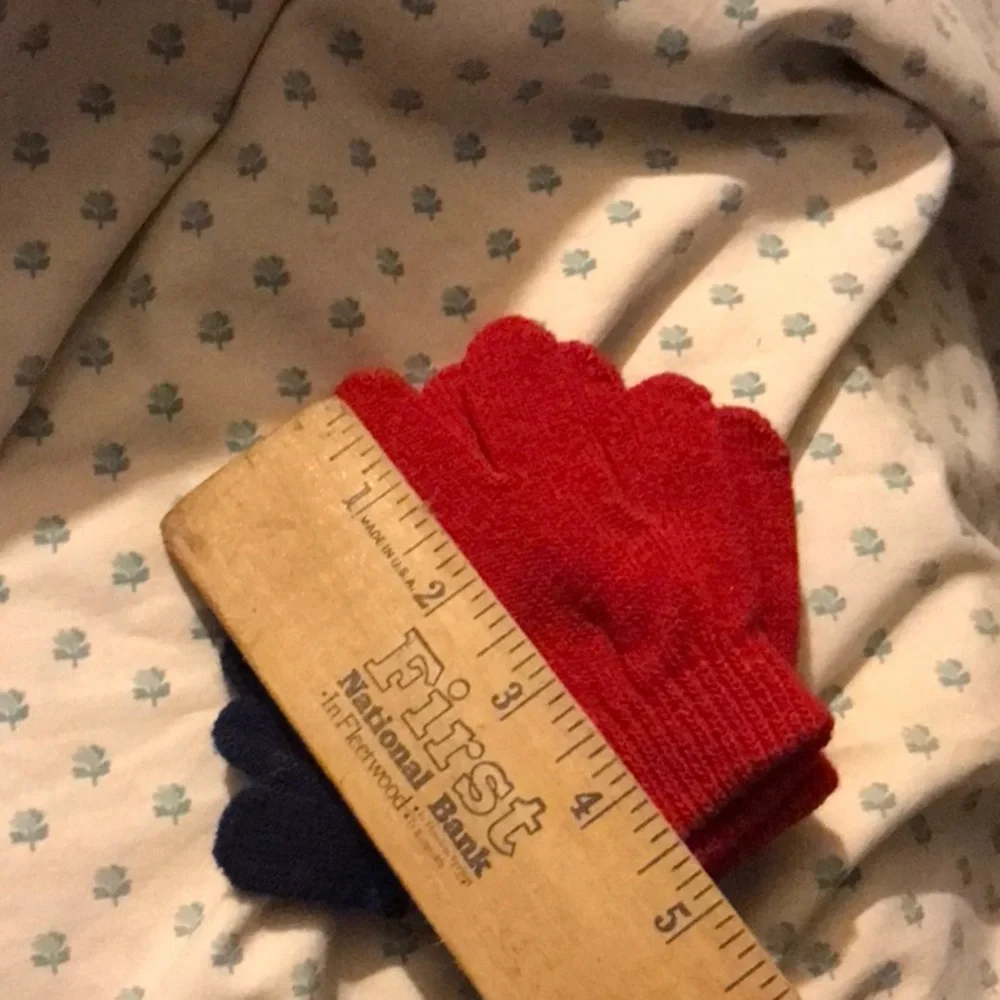 NWT Healthtex One Size Infant Small Toddler Red & Blue Striped Knit Gloves 2 ok